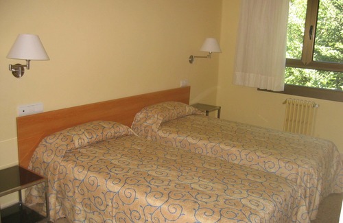 Sant Sadurni d'Osormort House | Hostal Rural Can Enric