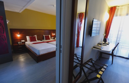 Sainte-Clotilde Centre Hotel | Tulip Inn Sainte Clotilde, La Réunion