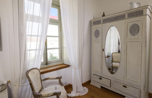 idhra Hotel | Cotommatae Hydra 1810