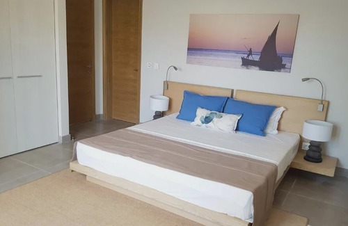 Mont Choisy Apartment | Choisy Les Bains with LOV