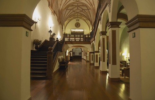 Nuevalos Hotel | Monasterio De Piedra