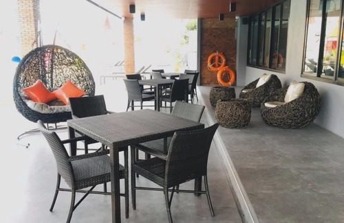 Bang Rak Phatthana Apartment | Buathong Pool Villa