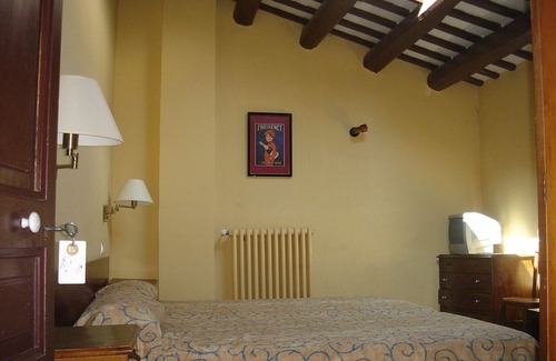Sant Sadurni d'Osormort House | Hostal Rural Can Enric