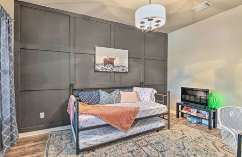 Highland Park House | Charming San Antonio Home about 4 Mi to Downtown