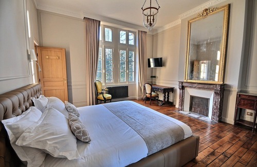 Putot-en-Auge Hotel | Château de la Bribourdière