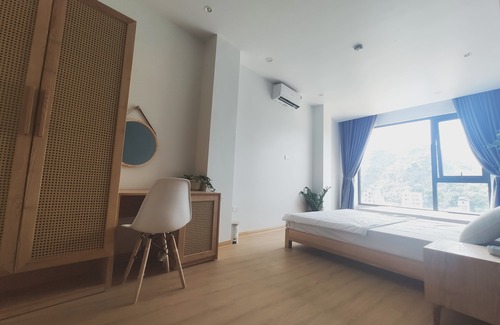Cat Hai Hotel | Rustic house