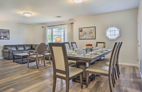 Glen Cove Apartment | Ideally Located Glen Cove Apartment!
