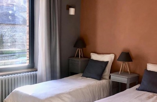 Saint-Brieuc-des-Iffs Hotel | Fleurs de lin