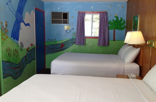 Machar Hotel | Algonquin Motel