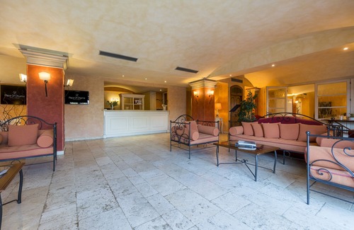 Tavarnelle Val di Pesa Hotel | Hotel Borgo Di Cortefreda - Place of Charme