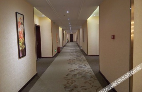 Bozhou District Hotel | Zunyi Longqi Bay Hotel (Bozhou District Modern Square Branch)