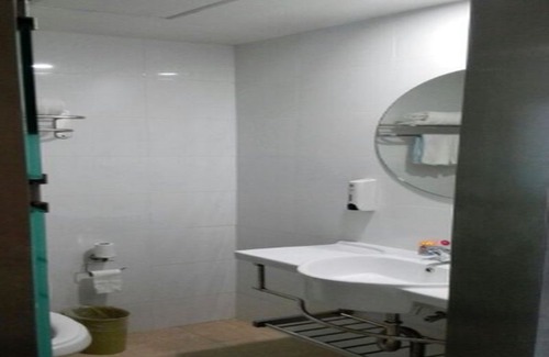 Qiao Xi Hotel | HanTing Hotel (Shijiazhuang Railway Station Huaian West Road)