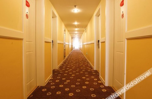 Hunjiang District Hotel | Home Inn Baishan Railway and Bus Terminal