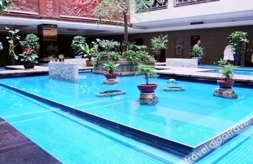 Hongqi District Hotel | Fulide Holiday Hotel (Pangdonglai Branch, Pingyuan Road, Xinxiang)