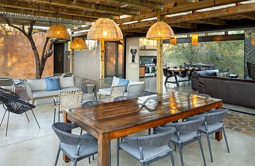 Sabiepark Cabin | Rixile Kruger Lodge