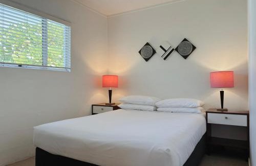 Mount Albert Hotel | Mt Albert Motor Lodge