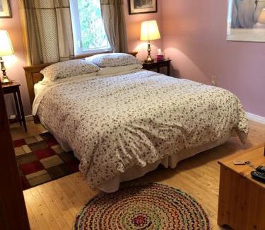 Saint Lunaire-Griquet Bed & Breakfast | Valhalla near L'Anse aux Meadows