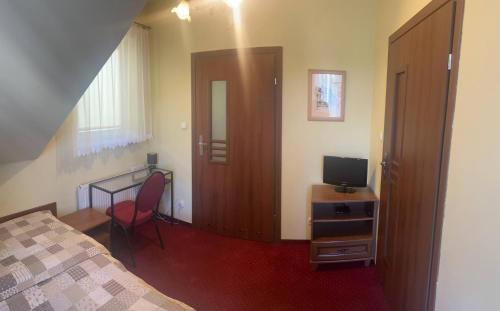 Brzezinka Hotel | Zajazd Skorpion B&B