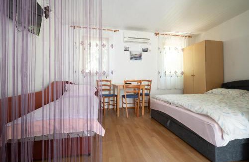 Gornji Karin Apartment | Studio Apartman Ema