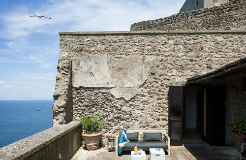 Ischia Porto Hotel | Albergo Il Monastero