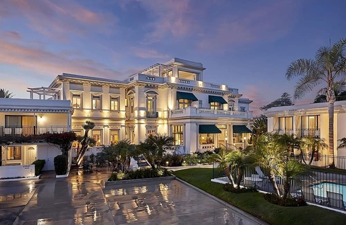 Coronado House | Explore Coronado! Near Horton Grand Theater, On-site Pool, Beach Access!