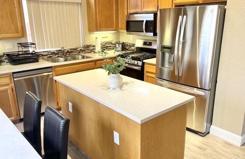 Tracy House | Beautiful 2-storey Home centrally located in Tracy