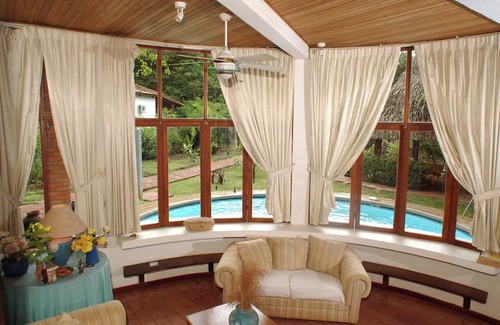 Tamarindo House | Spacious house just 4 blocks from the beach and center of town