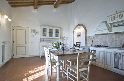 Bollano Villa | Lovely apartment in villa for 6 people with pool, WIFI, TV, terrace, pets allowed and panoramic ...