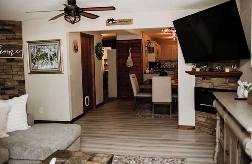Motley Cabin | Rooftop cabin on amazing Crookneck Lake! "The Crookneck Lookout"