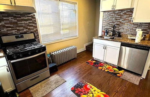 Roseland House | Hot Tub | 4 bedrooms | Pool Table