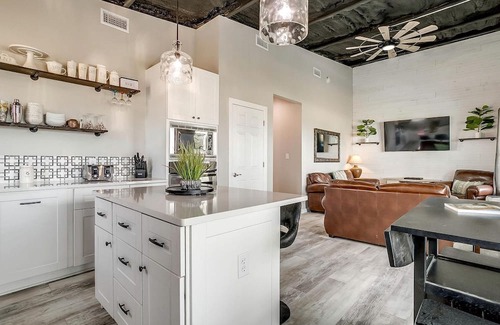 Lake Bridgeport Cabin | Unique Barn by the Lake in Bridgeport, Texas