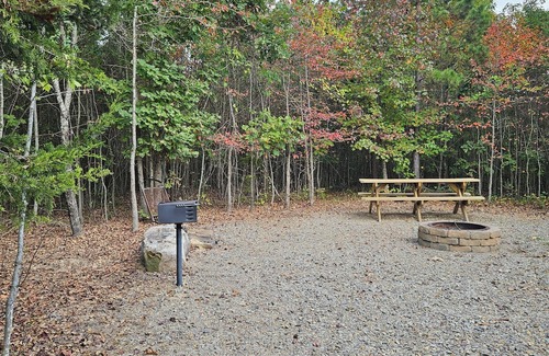 Ozone Cabin | Ozarks Adventure Lodging - Glamping Tent