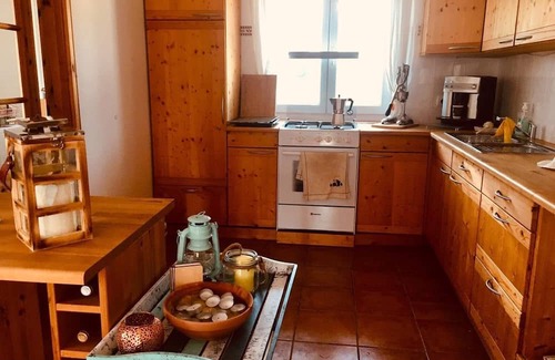 Calig House | Finca close to nature in a secluded location approx. 10 km from the sea. Between olives and oranges