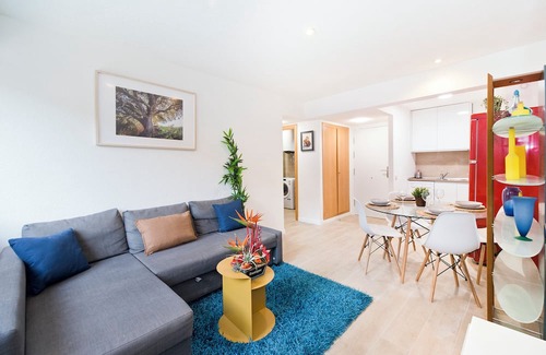 Cerezo de Arriba Apartment | Comfortable and bright apartment - 9 min from the station