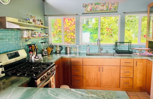 Opihihale House | Unique opportunity to live Kona, Hawaii from Nov.1-Nov.30,2025.