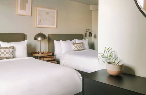 Newport Shores Hotel | Charming 1-bedroom with Two Queen Beds at hotel in awesome Newport Beach