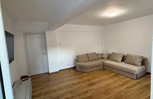 Ploiesti Apartment | Zaya Downtown Ploiesti