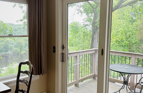 Osceola House | Marvelous 7-bedroom house overlooking the St. Croix River in Osceola