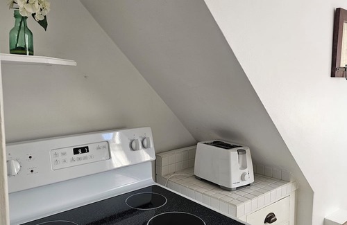 Pembroke Apartment | Experience Divine Serenity, Spirit, Nature & Luxury Unite Rest. Reflect. Restore