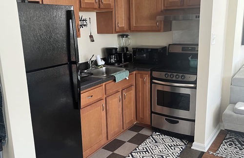 Rockville Apartment | Peace in the City - 1 Bdrm Rockville Apt