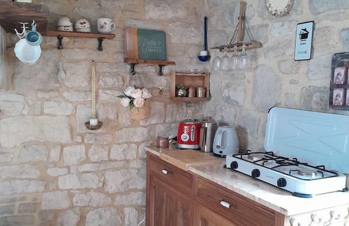 Gaillac-d'Aveyron House | Holiday Home 'La Petite Authentique' with Private Terrace