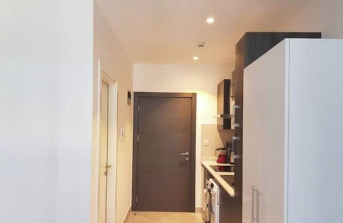 Asylum Down Apartment | Embassy Gardens Studio, Cantonments