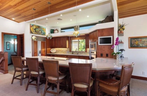 Kamuela House | New Owners! 3-Bedroom Home with Sunset Views! Beach Club/Pool/Fitness Center