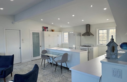 Gagetown Apartment | On The Rocks Gagetown"The Modern Fresh Experience" Waterfront 3 vacation rentals