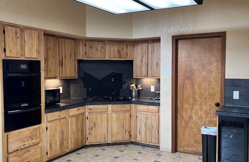 Alto Ski Chalet | Soothing 3-bedroom chalet in Alto