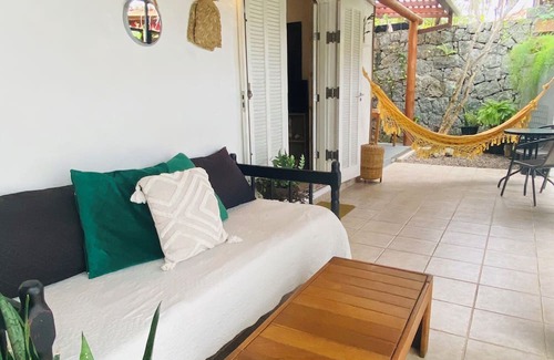 Itaquanduba Ski Chalet | 🦋Gourmet Chalet 🍂Charm and comfort 200m from the beach