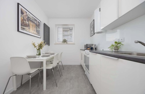 Ursus Apartment | Posag 7 Panien 18 Warszawa | Blue Apartment with Desk and Parking