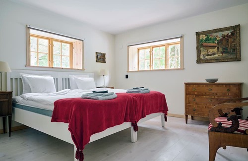 Mariefred Other | Spectacular 6-bed house in beautiful manor park