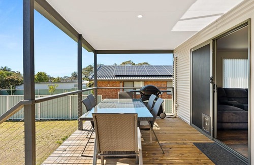 Sussex Inlet House | Holiday In The Moos - Four bedroom home of relaxation!