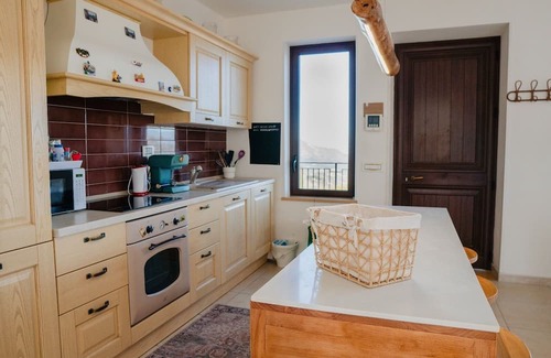 Ciminna Villa | Epic Sicilian Views Pool, Gym, Sauna, Game Room near Palermo, Cefalu